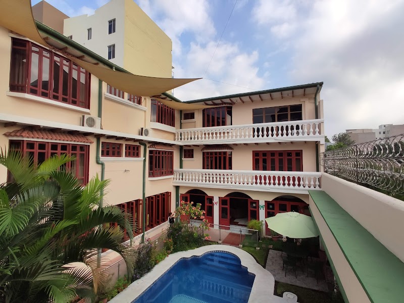 Hotel Fotherhouse in San Salvador, El Salvador