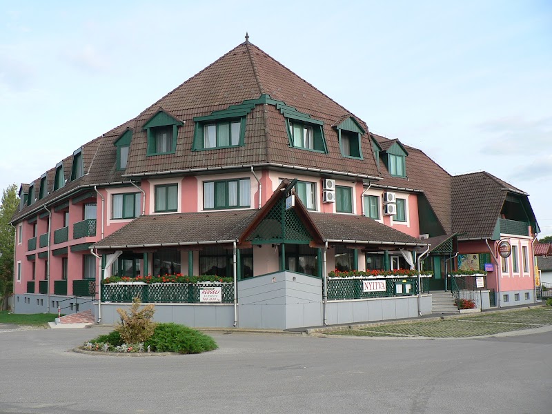 Hotel Hableány in Tiszafured, Hungary