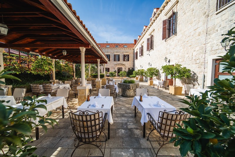 Hotel Kazbek in Dubrovnik, Croatia
