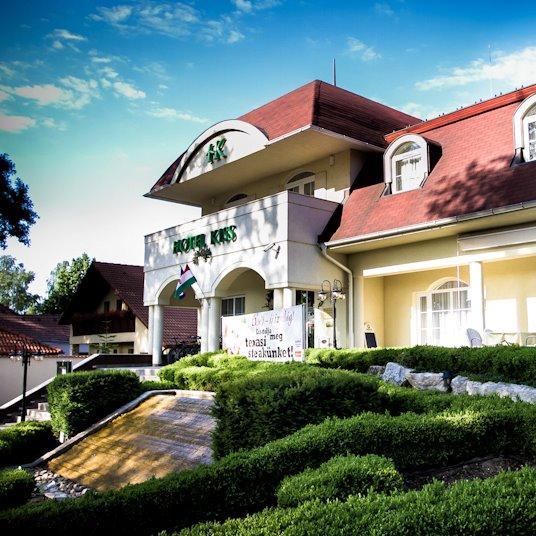 Hotel Kiss in Tata, Hungary