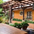 Hotel La Casa Rosa