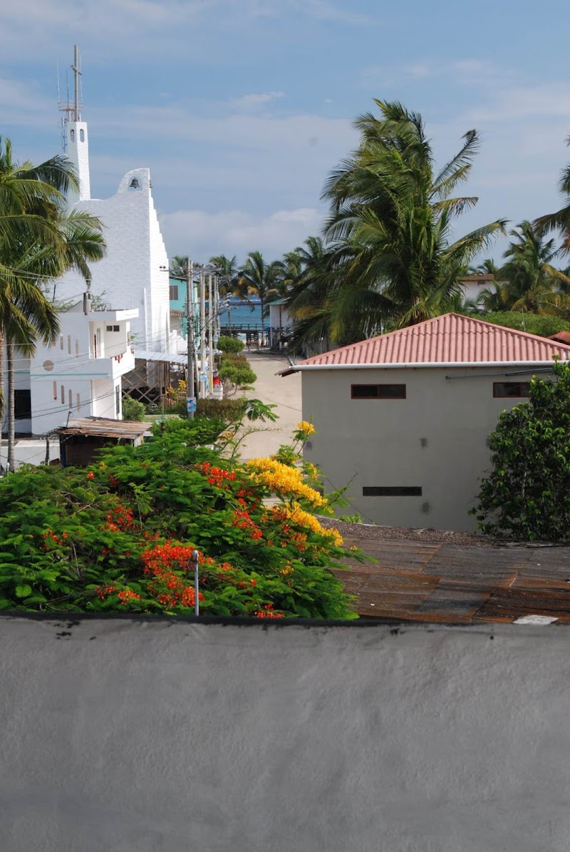 Hotel La Gran Tortuga in Puerto Villamil, Ecuador