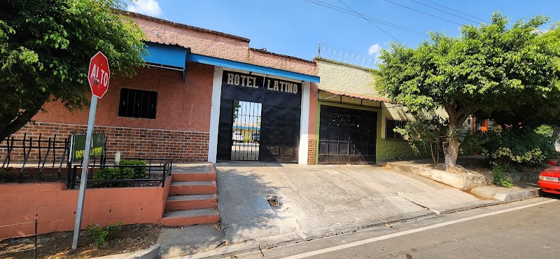 Hotel Latino in Santa Ana, El Salvador