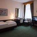 Hotel Omega