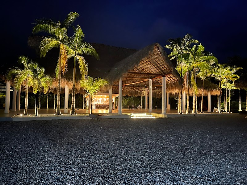 Hotel Palma Verde in Puerto Limon, Costa Rica