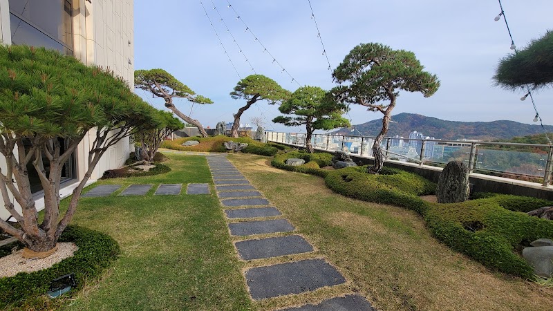 Hotel Paragon Gimhae in Kimhae, Korea, South