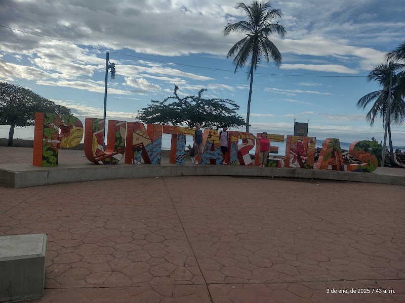 Hotel Praiamar in Puntarenas, Costa Rica