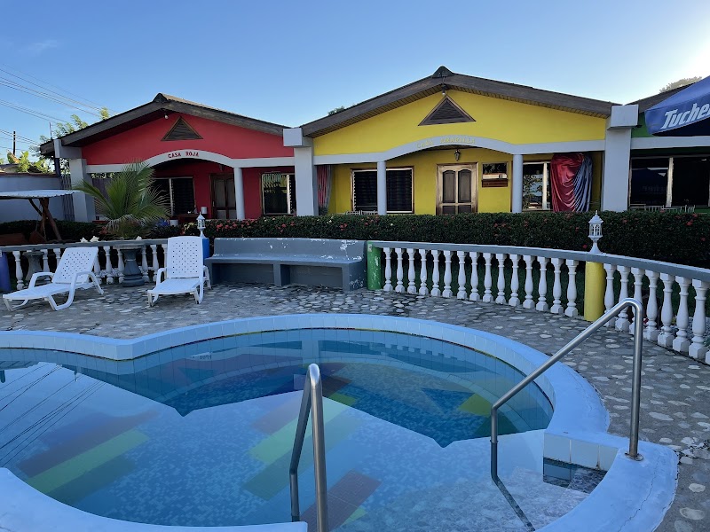 Hotel Rainbow Village in La Ceiba, Honduras