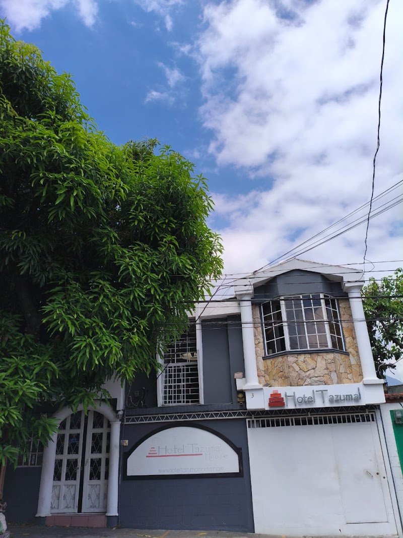 Hotel Tazumal House in Santa Ana, El Salvador