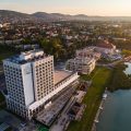 Hotel Uni