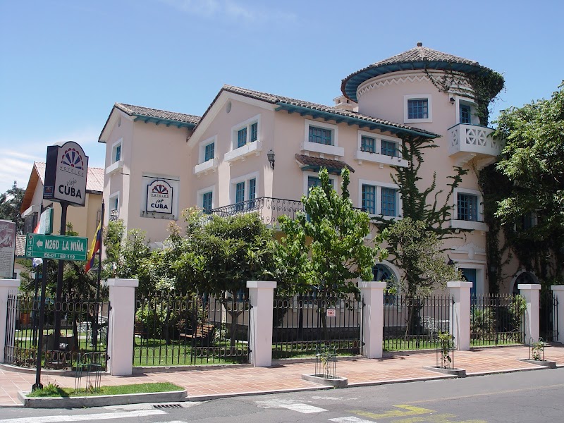 Hotel Vieja Cuba in Quito, Ecuador