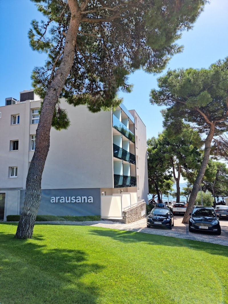 Hotel Villa Arausana & Antonina in Vodice, Croatia