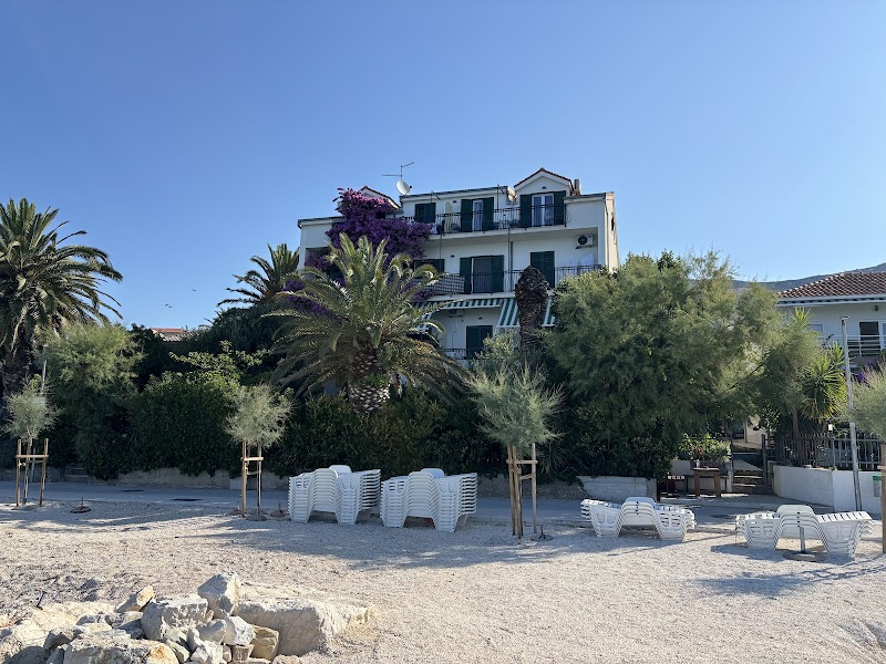 Hotel Villa Palmas in Podstrana, Croatia
