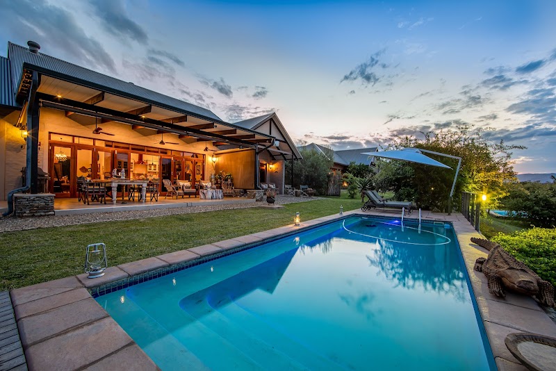 Kambaku River Lodge in Komatipoort, South Africa