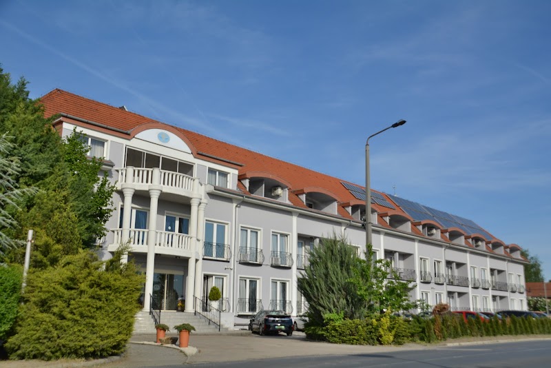 Kek Duna Wellness Hotel in Rackeve, Hungary