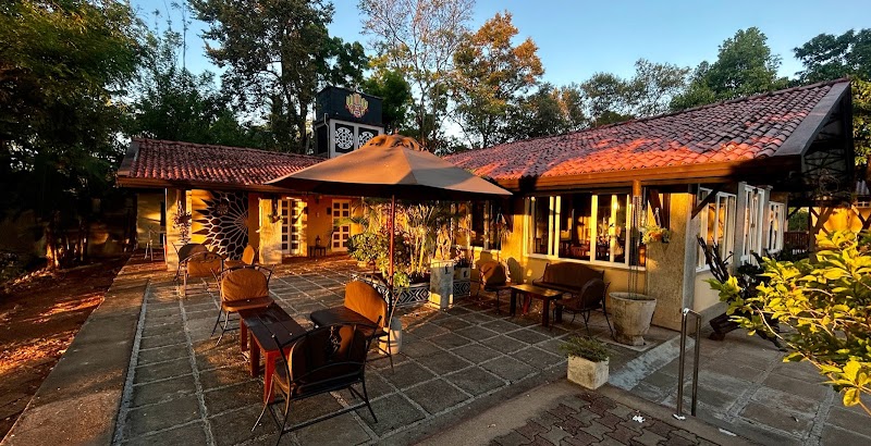 Lake Lodge Boutique Hotel in Dambulla, Sri Lanka