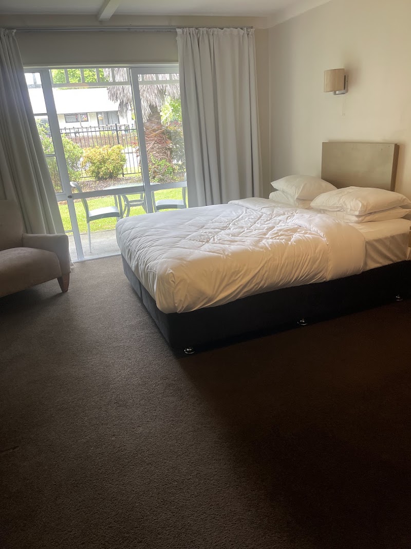 Lake Rotorua Hotel in Rotorua, New Zealand