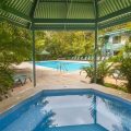 Lands in Love Hotel and Resort