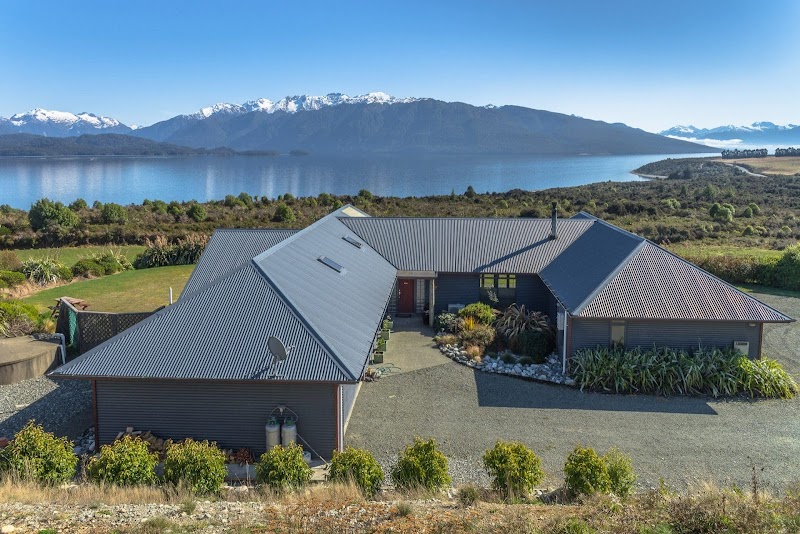 Loch Vista Villa in Te Anau, New Zealand