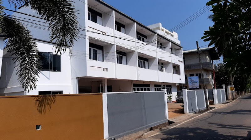 Mount Waves Hotel in Mount Lavinia, Sri Lanka