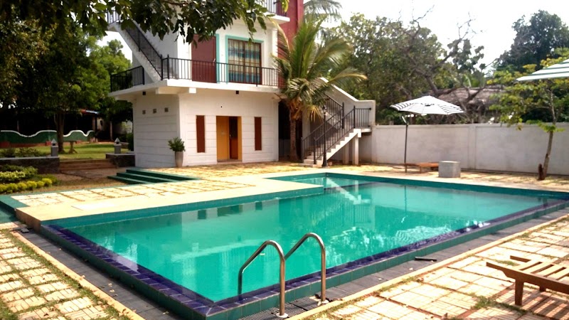 Nilambara Lake View Hotel in Gampola, Sri Lanka