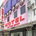 OYO 44093 VRM Hotel