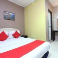 OYO 89588 Destiny Riverside Hotel