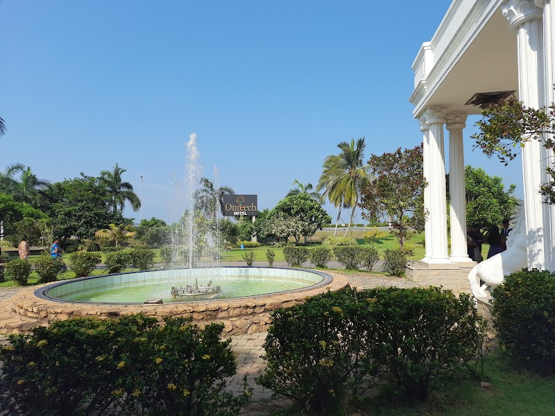 Onreech Hotel in Gampaha, Sri Lanka