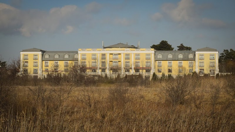 Pólus Palace Thermal Golf Club Hotel in God, Hungary