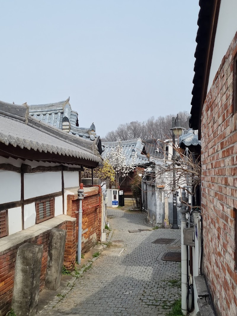 Sarangroo Guesthouse in Jeonju, Korea, South