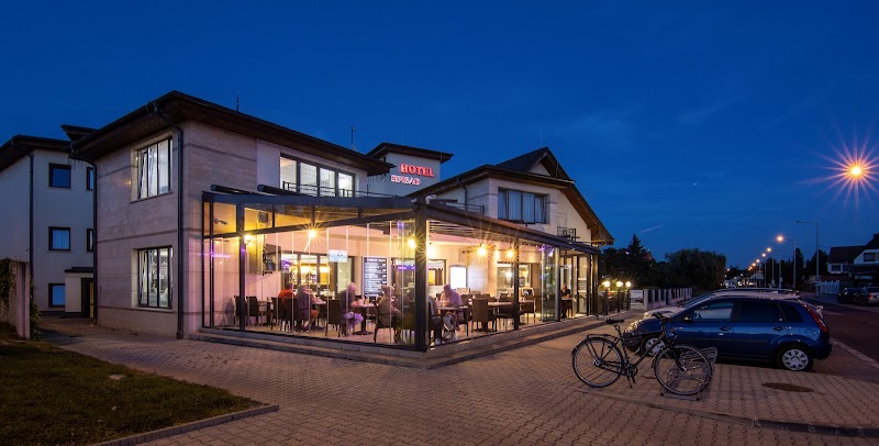 Simbad Hotel & Bar in Mosonmagyarovar, Hungary
