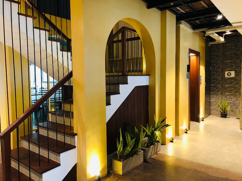 Tropic Inn Hotel in Mount Lavinia, Sri Lanka