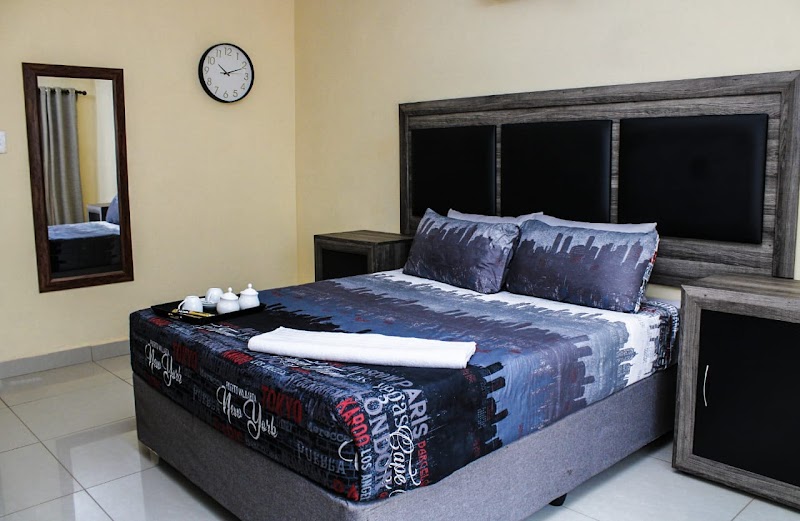 Tshukudu Bed and Breakfast in Mogwase, South Africa