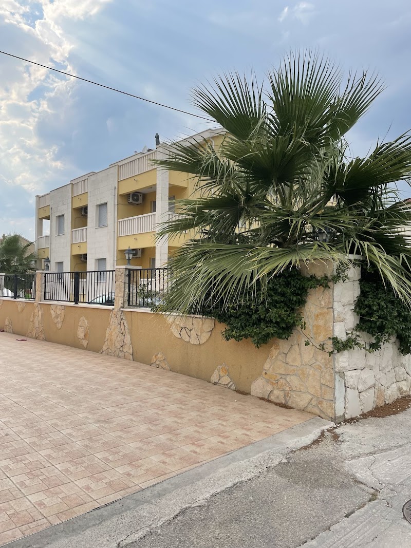 Villa Iva-Dom in Kastel Stari, Croatia