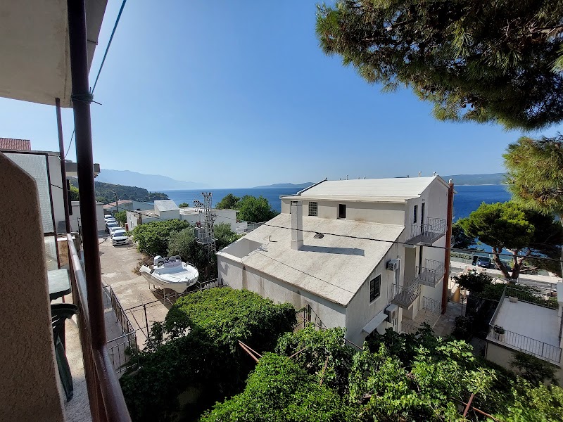 Villa Sanja in Omis, Croatia