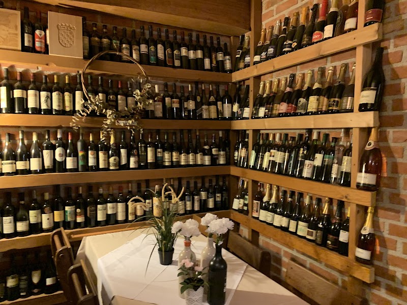 Vina Kolaric in Slovenska Bistrica, Slovenia