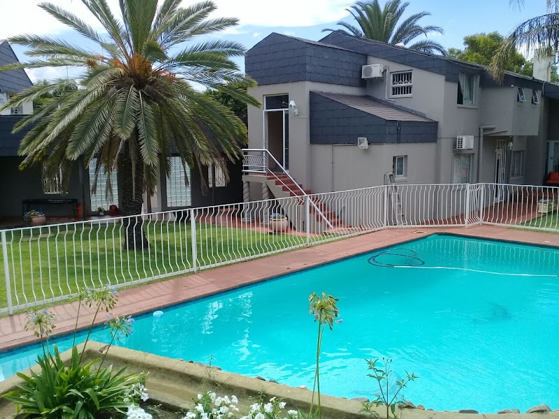 Zinzanathi Guesthouse in Ladysmith, South Africa