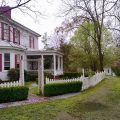 Antebellum Oaks Inn