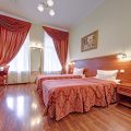 Avrora Hotel