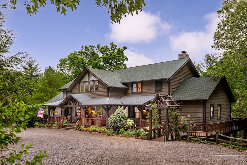 Bent Creek Lodge in Asheville, North Carolina, United States