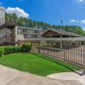 Budgetel Inn & Suites