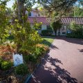 Casa Blanca Inn & Suites