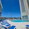 Chart House Hotel