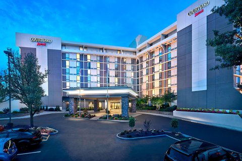 Courtyard by Marriott Philadelphia City Avenue in Glenside, Pennsylvania, United States