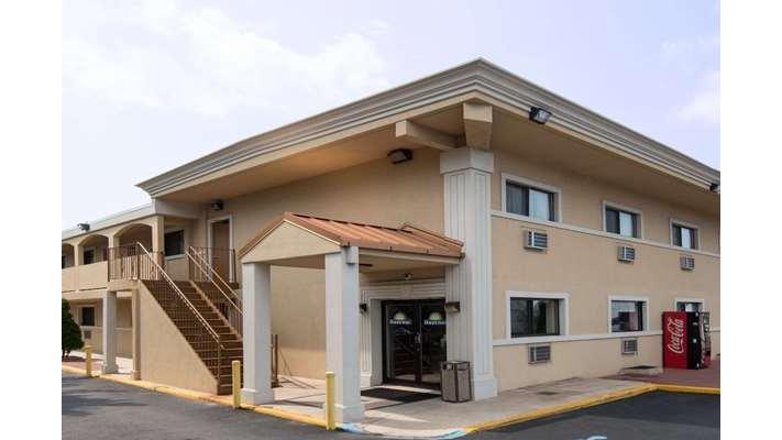 Days Inn by Wyndham Long Island/Copiague in Copiague, New York, United States