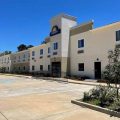 Days Inn by Wyndham Zachary