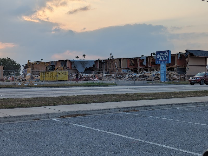 Deluxe Inn & Suites in Weslaco, Texas, United States