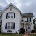 Doe River Inn