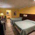 Dragon Inn & Suites