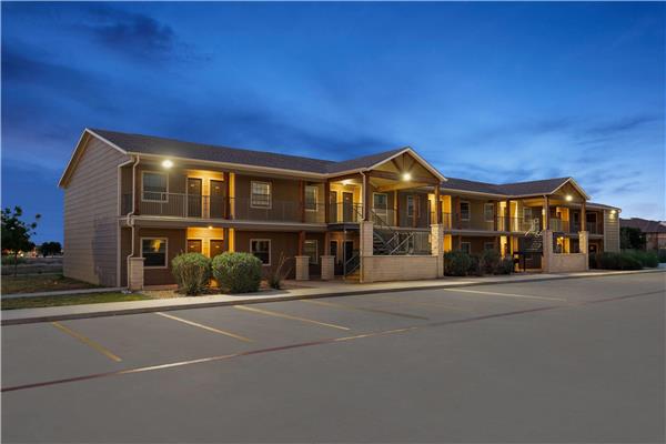 Eagle's Den Suites Andrews in Andrews, Texas, United States